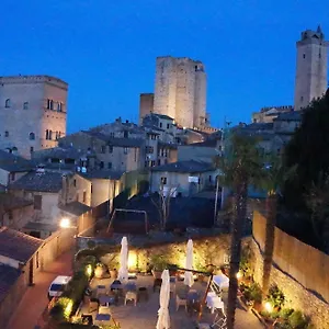 Alojamento de Acomodação e Pequeno-almoço La Mandragola, San Gimignano